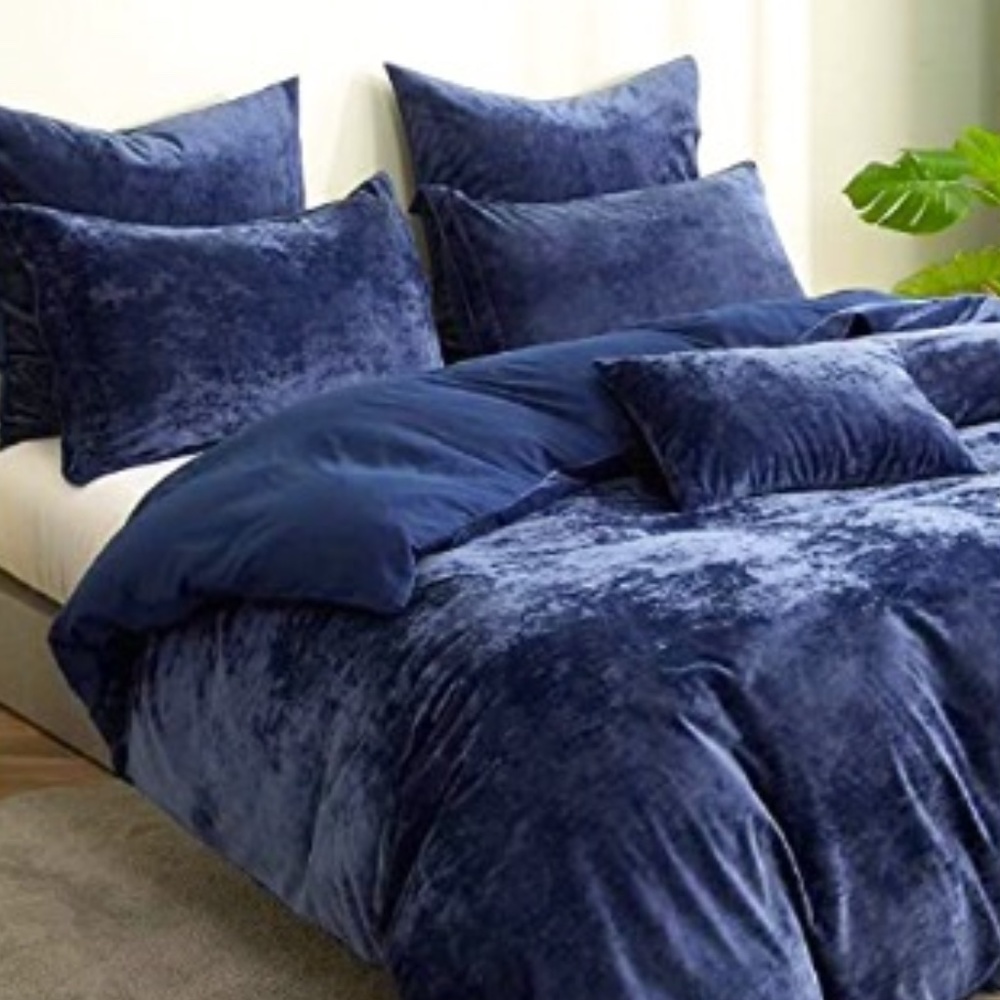 Soft Heavy Weight Luxury Velvet Duvet/Shams Deep Navy Blue w/ Tie/Button Closure